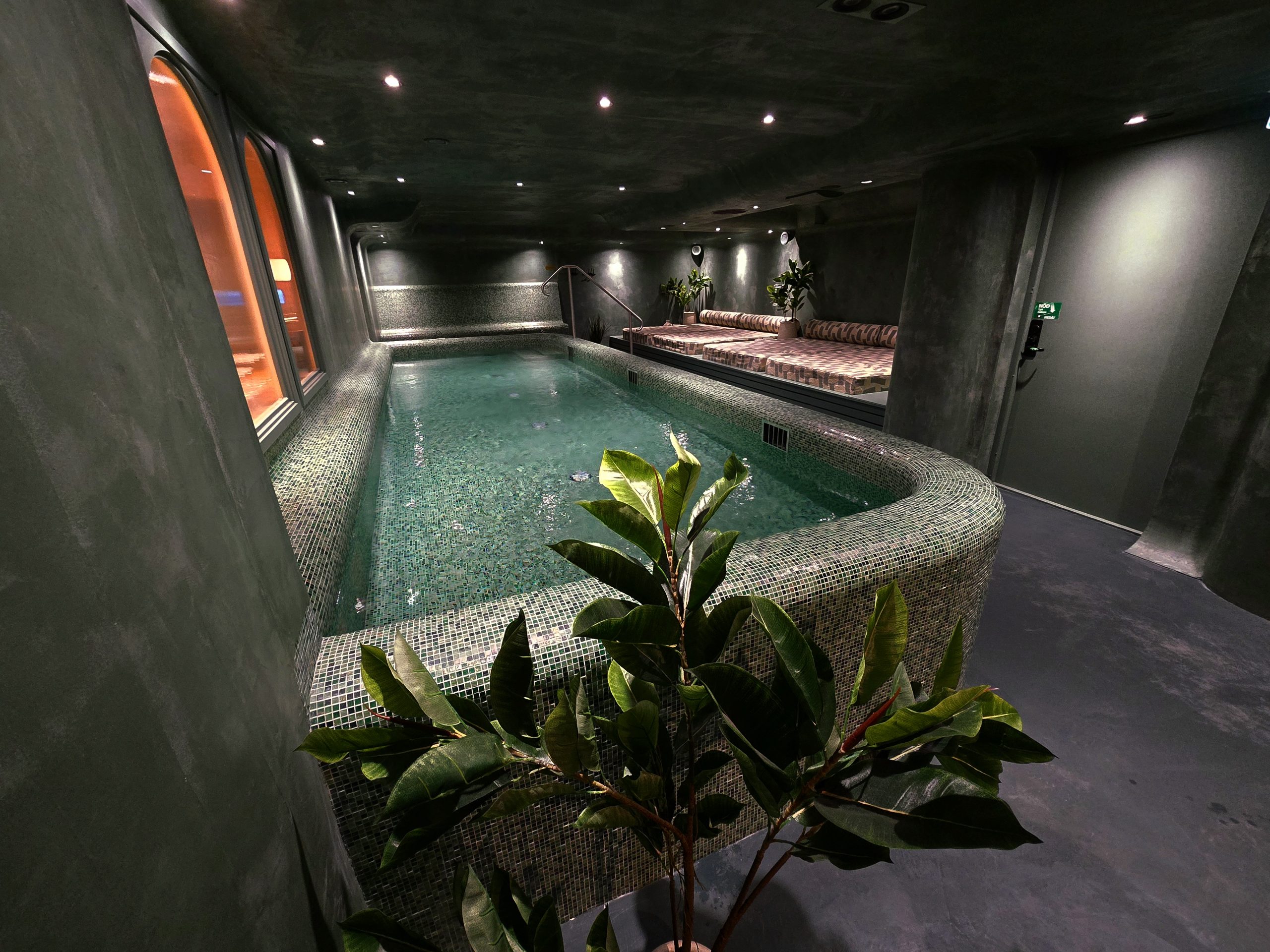 Säsongsbaserad poolservice